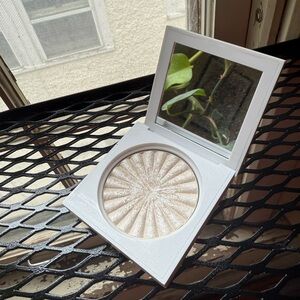 OFRA Highlighter -Glazed Donut